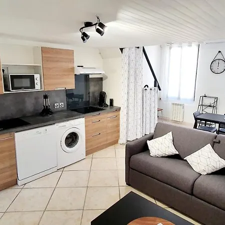 Apartment Vue Mer A 10min Plage & Calanque & Tout Equipe